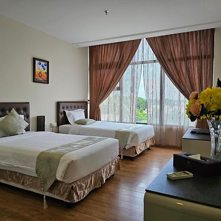 Wafa Hotel & Apartment Kampong Mata Mata Екстериор снимка
