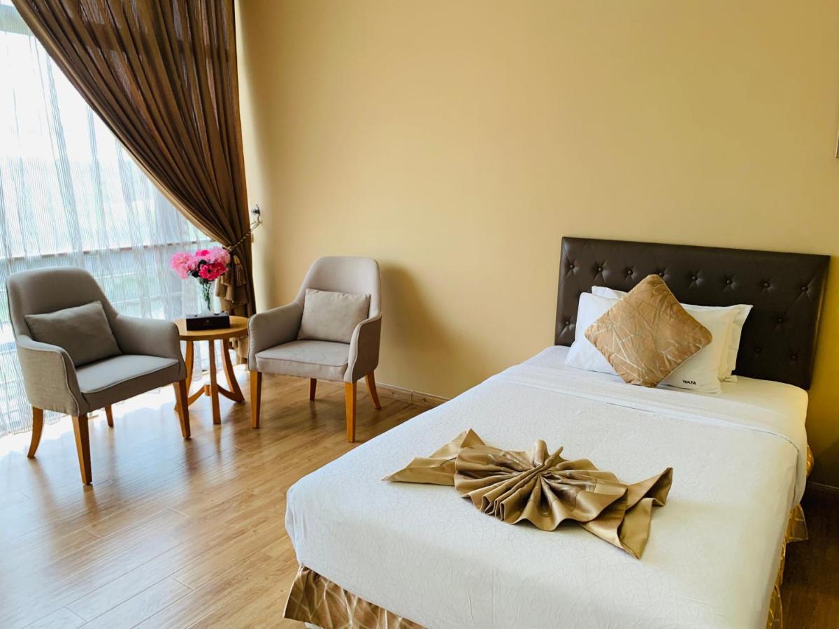 Wafa Hotel & Apartment Kampong Mata Mata Екстериор снимка