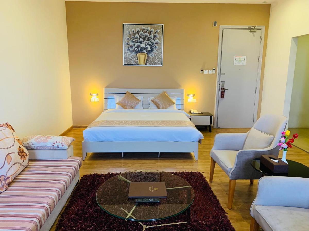 Wafa Hotel & Apartment Kampong Mata Mata Екстериор снимка