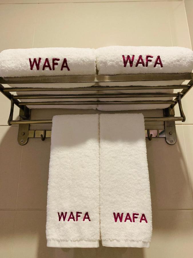 Wafa Hotel & Apartment Kampong Mata Mata Екстериор снимка