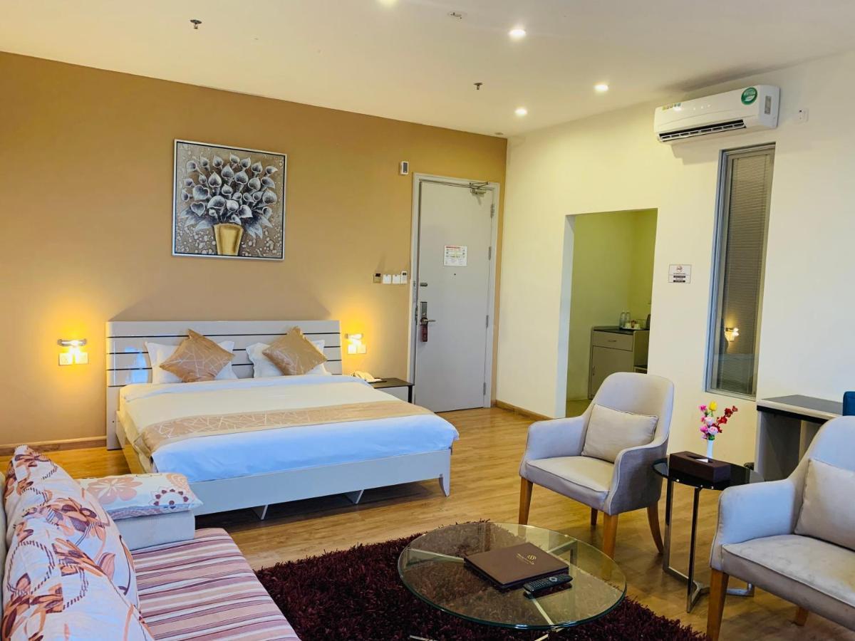 Wafa Hotel & Apartment Kampong Mata Mata Екстериор снимка