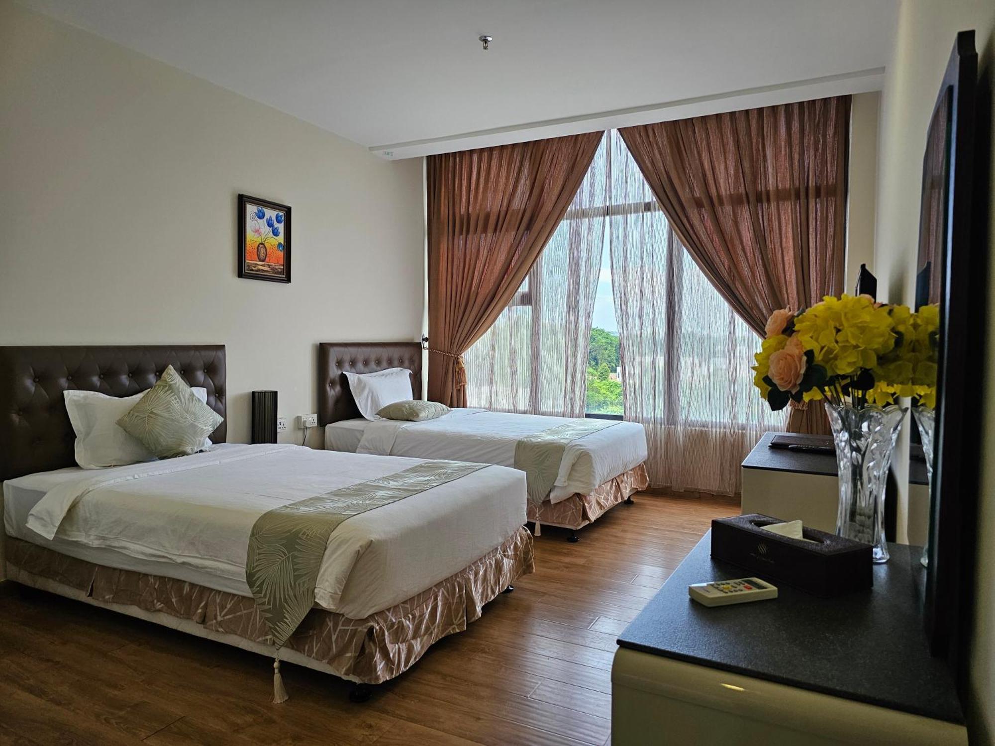 Wafa Hotel & Apartment Kampong Mata Mata Екстериор снимка